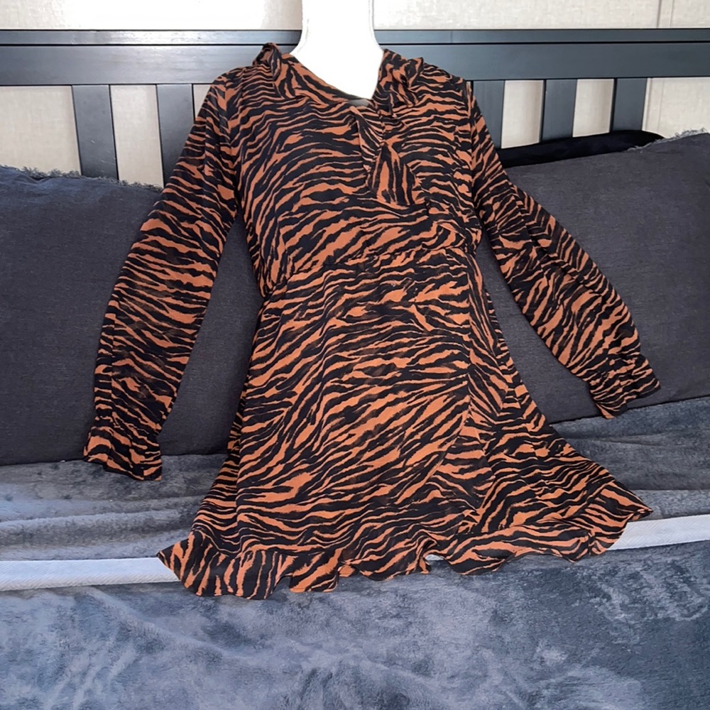Cute dress for sale
